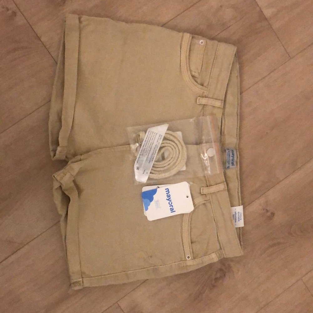 Mayoral shorts khaki color size 18 children’s